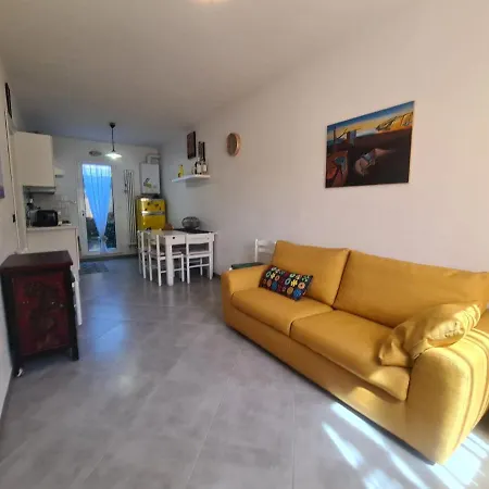 Apartamento Babanhouse Fiumaretta 250m Dalla Fiumaretta di Ameglia